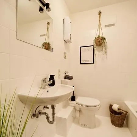 Exklusive Designer-wohnung In - Ideal Fuer Geschaeftsreisende, Firmen & Paare - Zentrumslage Apartamento *