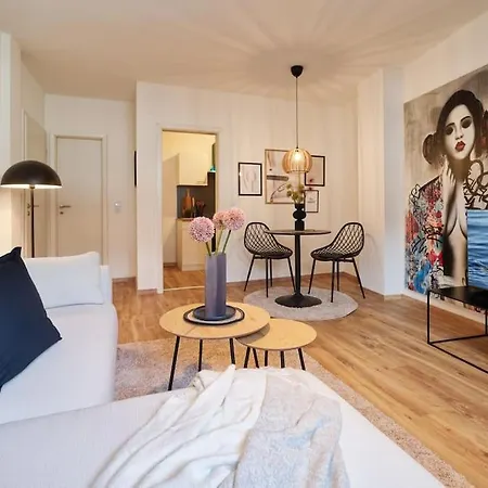 Appartement Exklusive Designer-wohnung In - Ideal Fuer Geschaeftsreisende, Firmen & Paare - Zentrumslage *