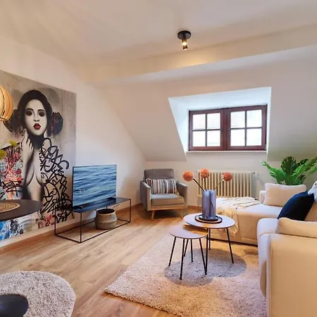 Exklusive Designer-wohnung In - Ideal Fuer Geschaeftsreisende, Firmen & Paare - Zentrumslage Apartamento