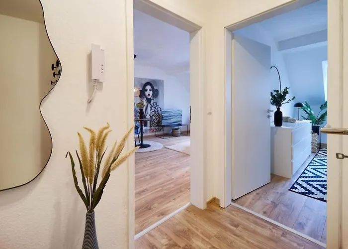 Exklusive Designer-wohnung In - Ideal Fuer Geschaeftsreisende, Firmen & Paare - Zentrumslage דירה *